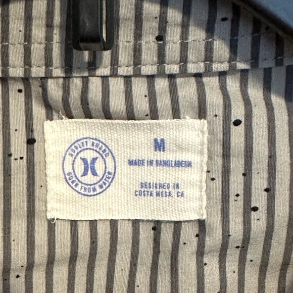 Hurley short sleeve button up - Picture 4 of 4